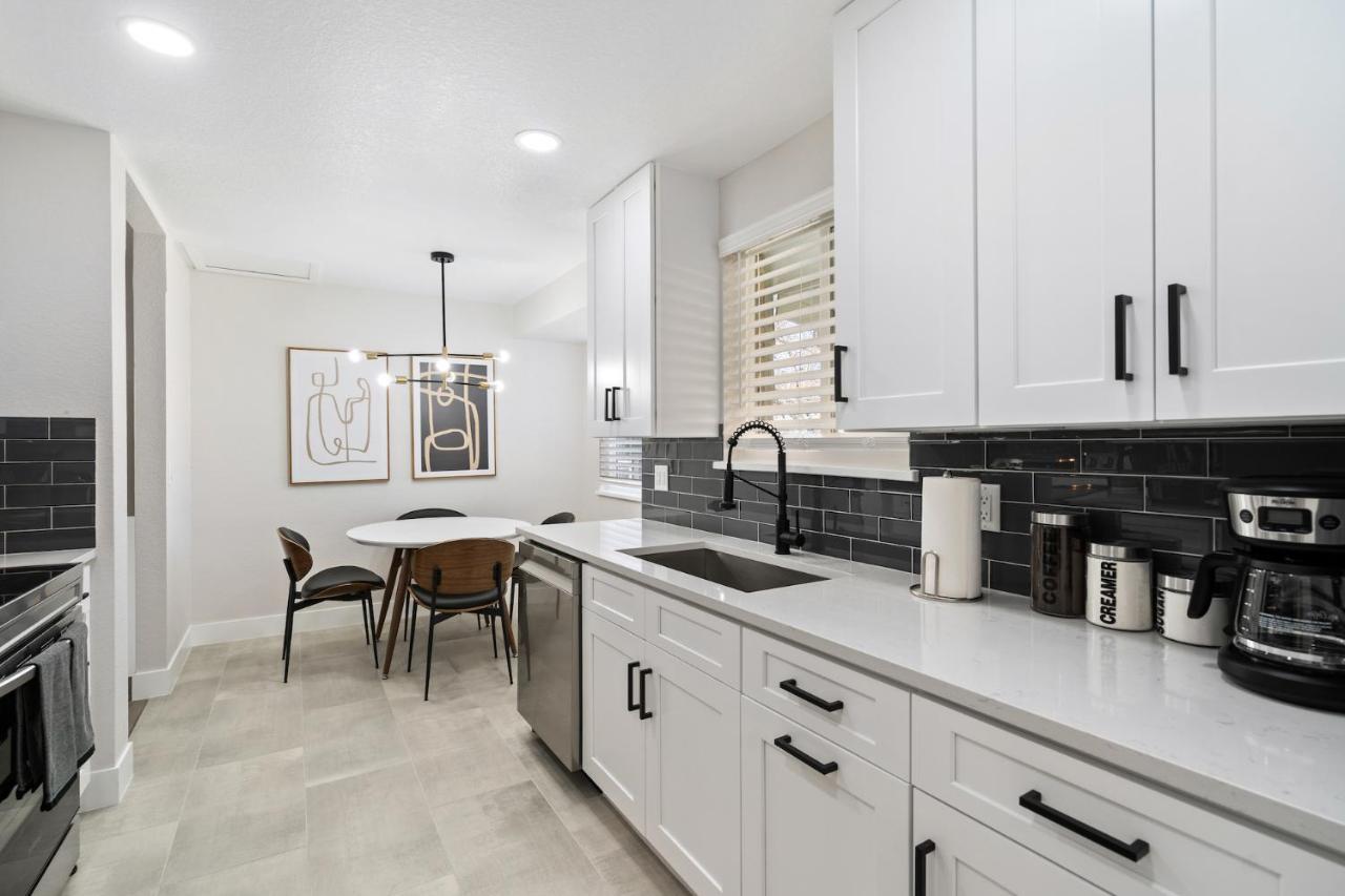 @ Marbella - Spacious And Modern Home In Arvada Exterior photo