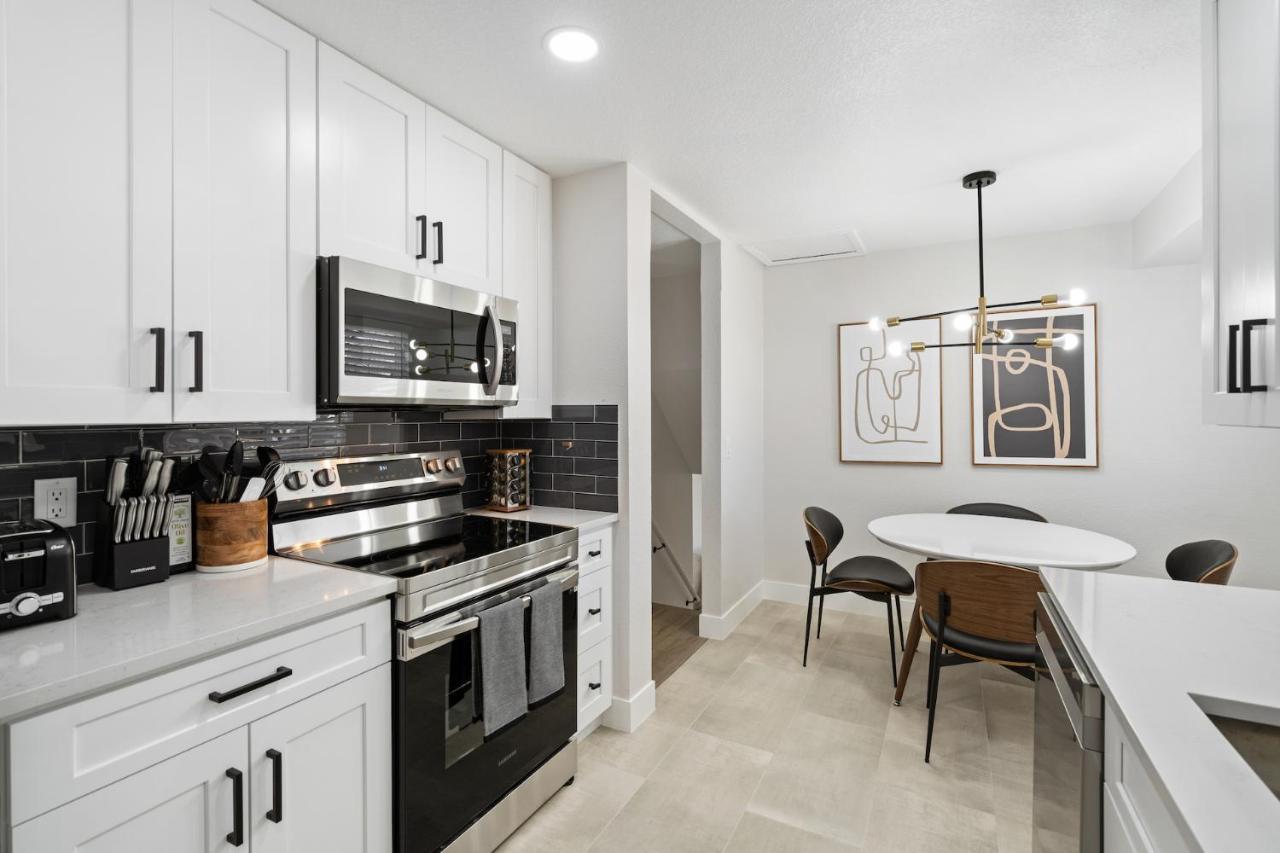 @ Marbella - Spacious And Modern Home In Arvada Exterior photo