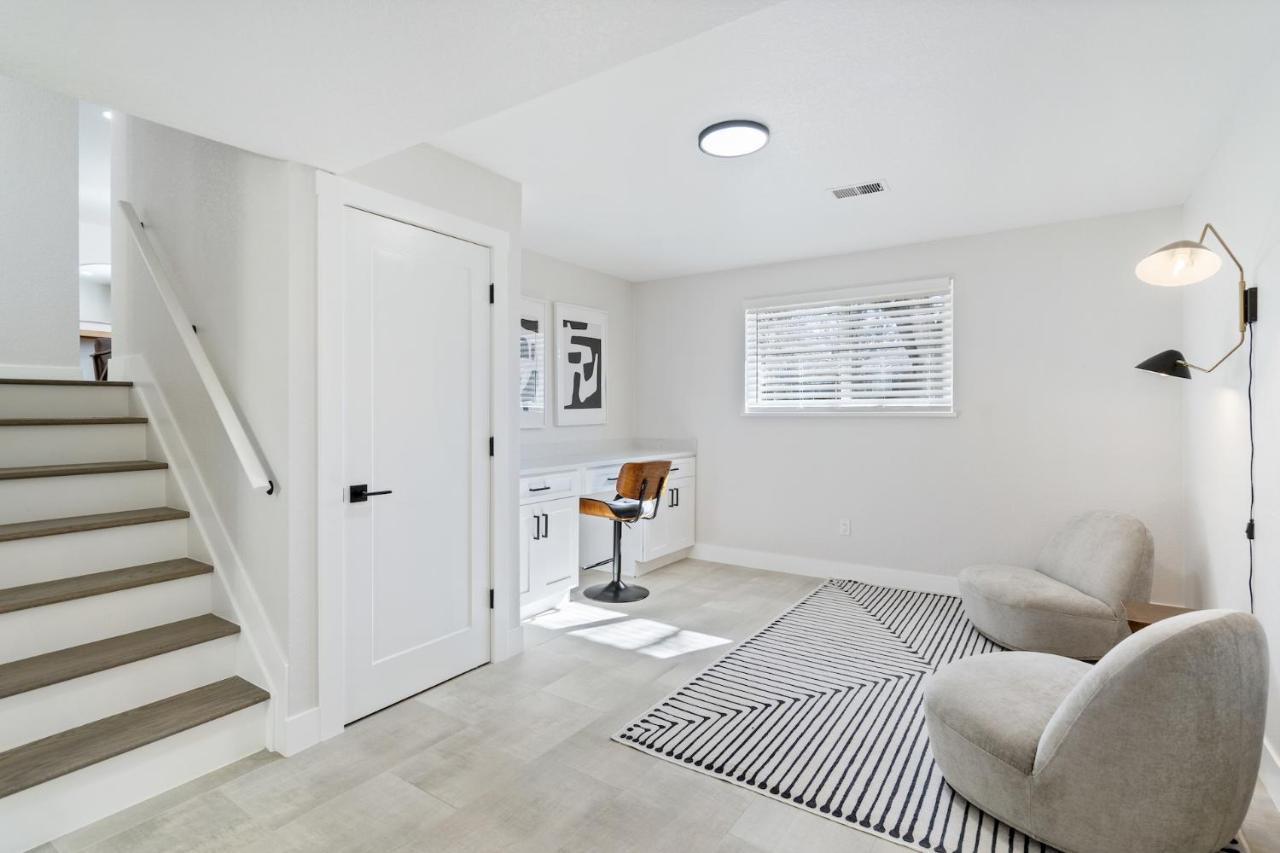@ Marbella - Spacious And Modern Home In Arvada Exterior photo