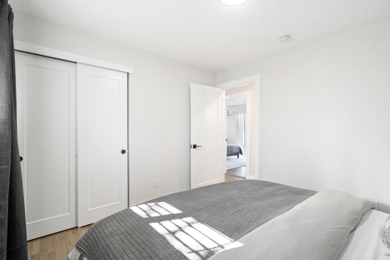 @ Marbella - Spacious And Modern Home In Arvada Exterior photo